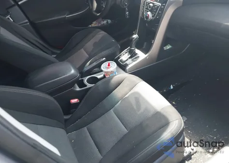 2013 Hyundai Elantra Gt from USA, damaged, VIN KMHD35LE9DU059443